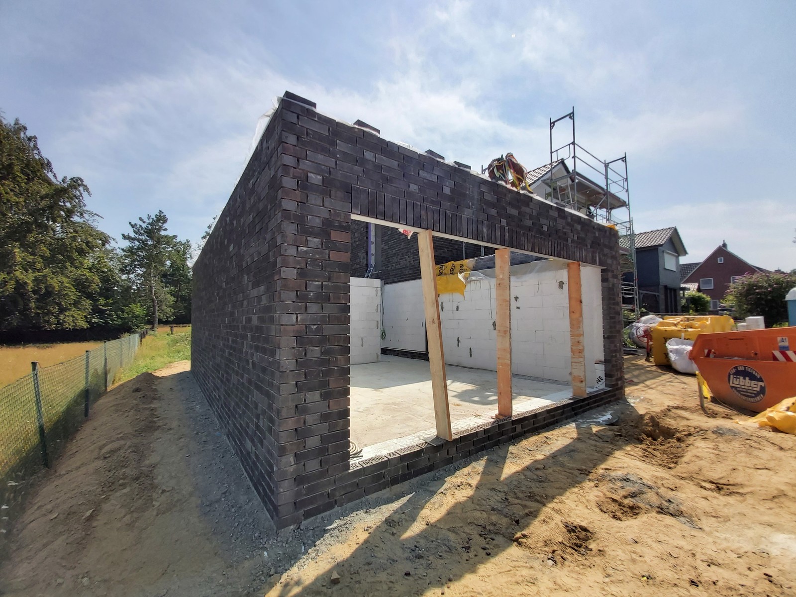 Hansa Hausbau Neubau Doppelgarage